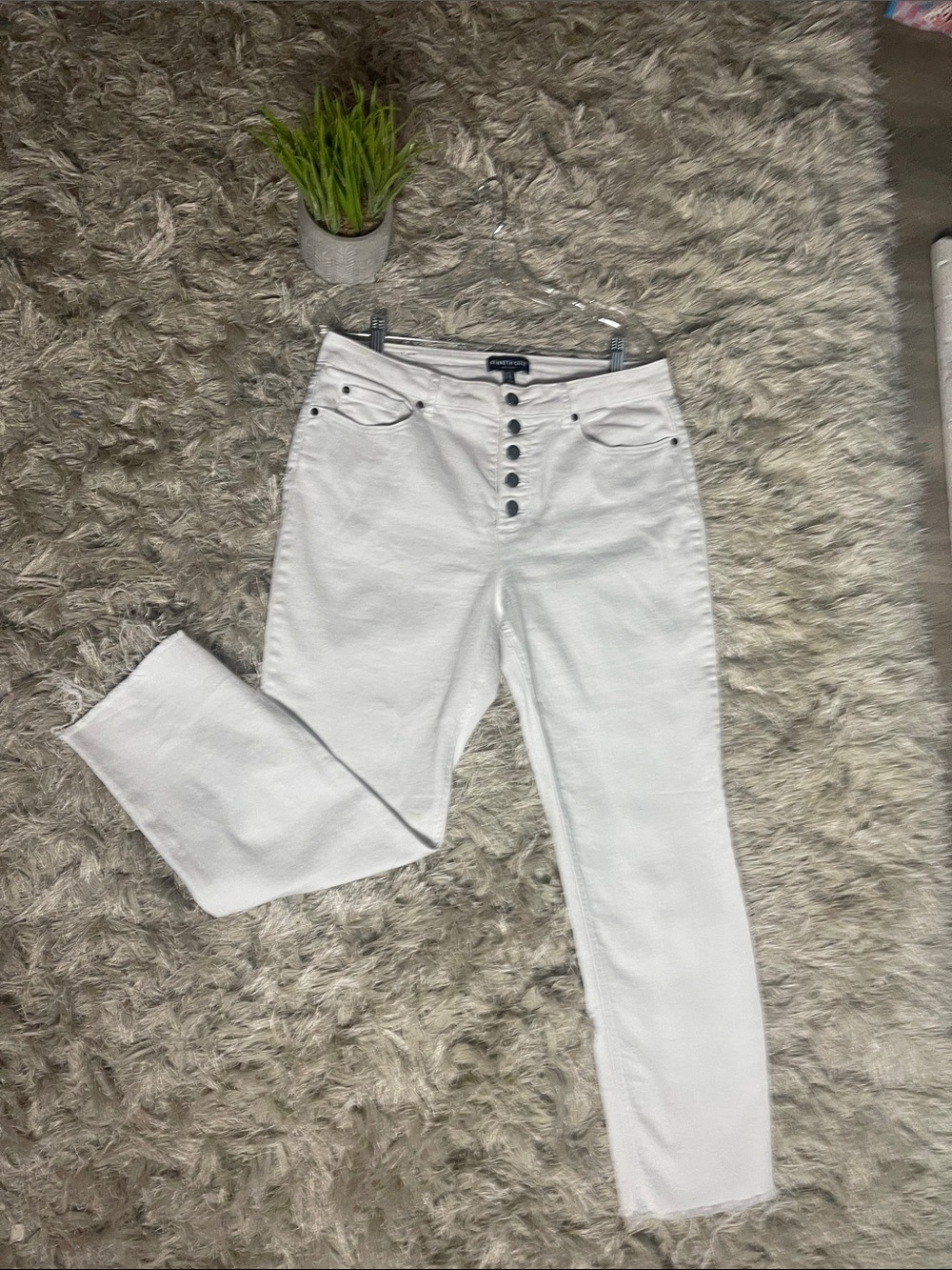 Women’s Kenneth Cole White Straight Button-Fly Jeans